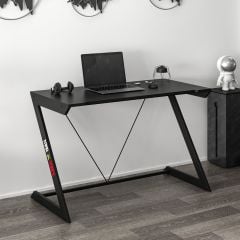 Zoned Metal Ayaklı Gaming Oyuncu Masası - Siyah